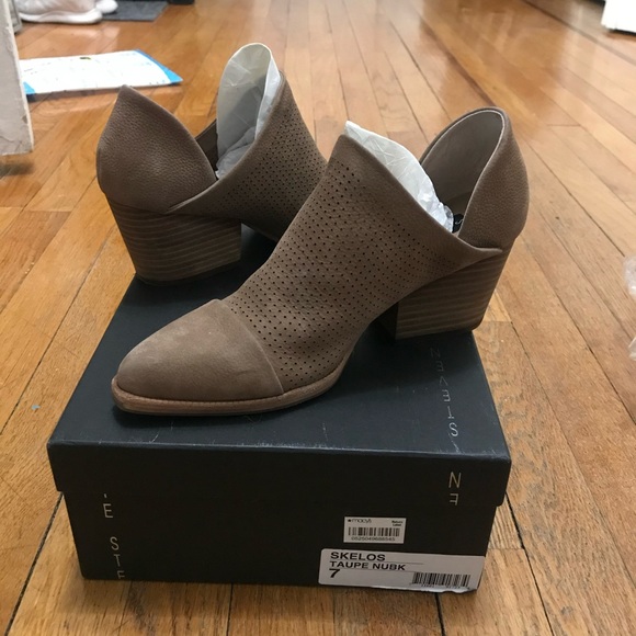 Steven By Steve Madden Shoes - Steve Madden Skelos Ankle Bootie
